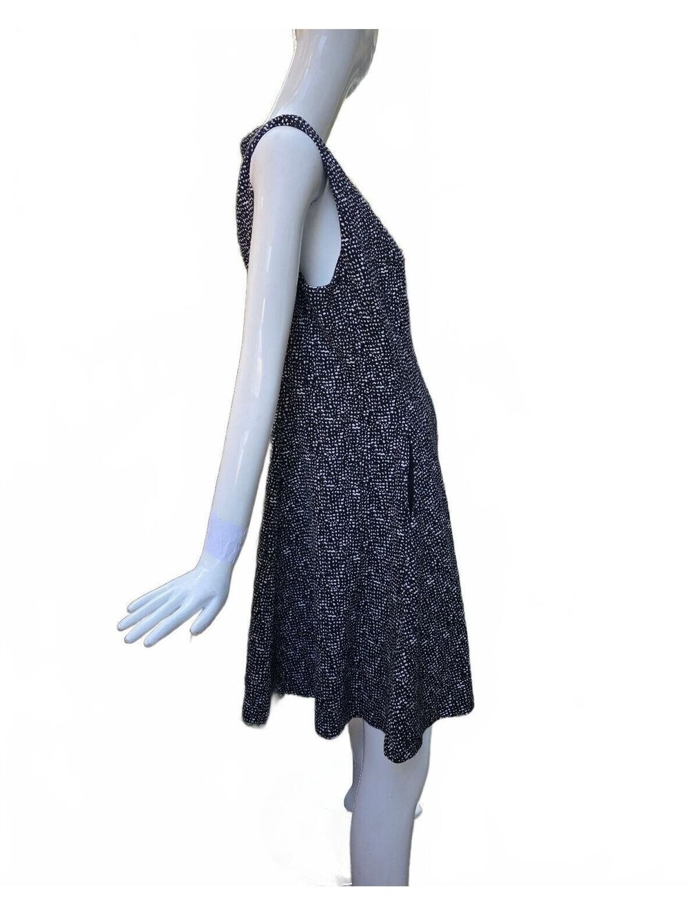 DKNY Black White Jacquard Knit Fit Flare A-Line Dress Size 14 Stretch Sleeveless - Picture 5 of 12